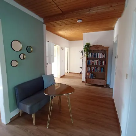 Apartment Dachgeschoss - Maria Von Berg - Wohnen Auf Zeit *