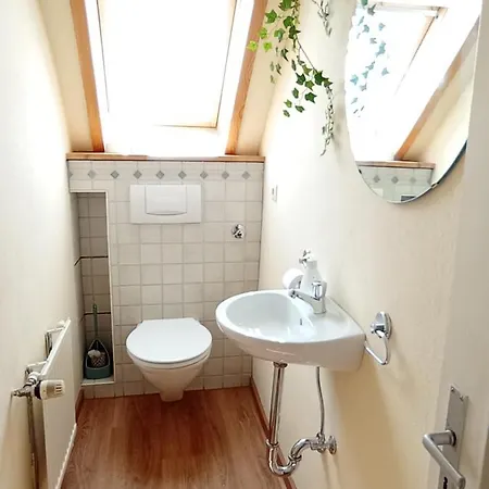 Dachgeschoss - Maria Von Berg - Wohnen Auf Zeit